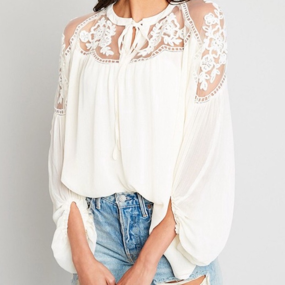 🆕Black Semi Sheer Lace Flowy Peasant Doll Blouse - Picture 6 of 7